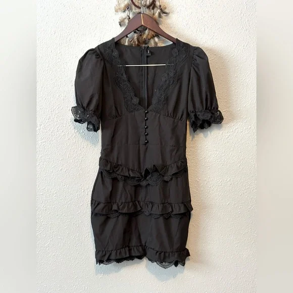 Black Lace Trim Ruffle Mini Dress Size Medium V-Neck Short Sleeve Party Dress - Picture 1 of 13